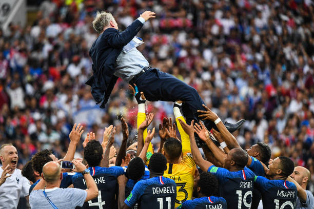 商讨如何 商讨如何