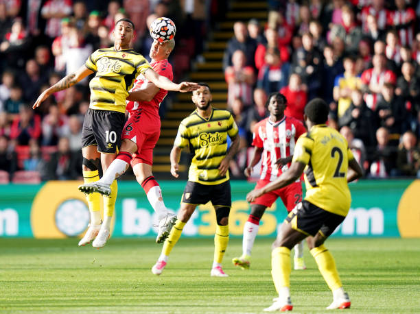 备受瞩目的 备受瞩目的