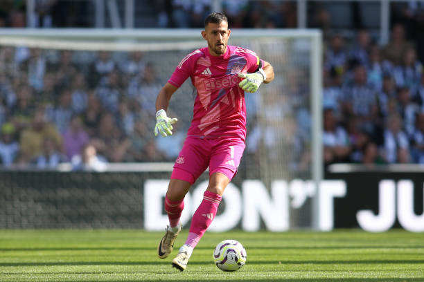 更是在为团 更是在为团